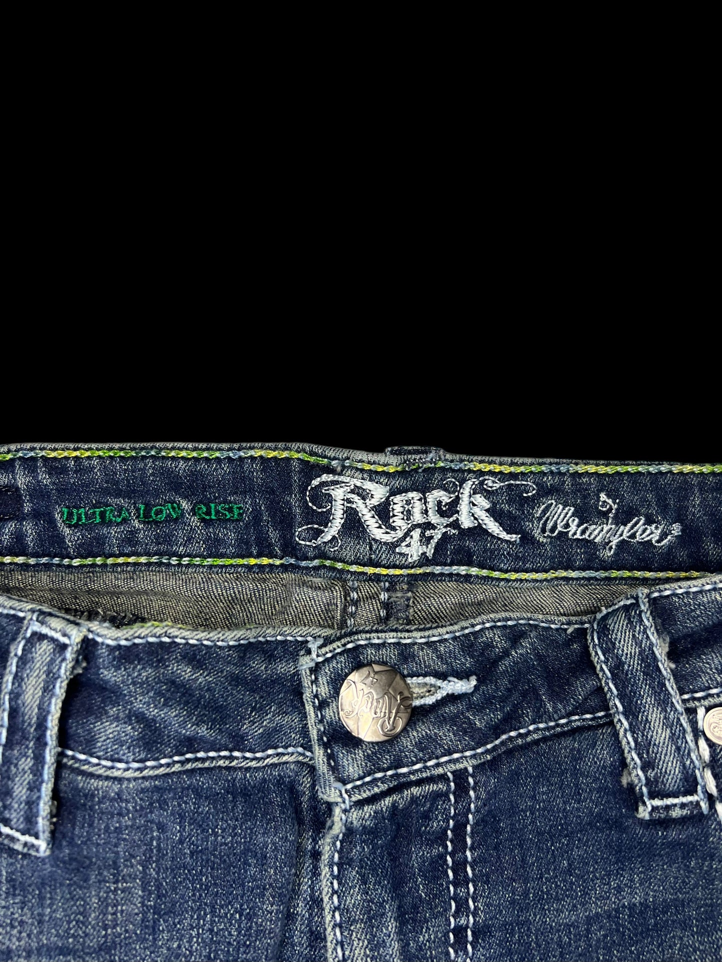 Low-rise wrangler jeans