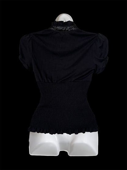 Black fitted top