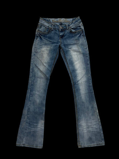 Low rise jeans