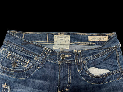 Low-rise jeans