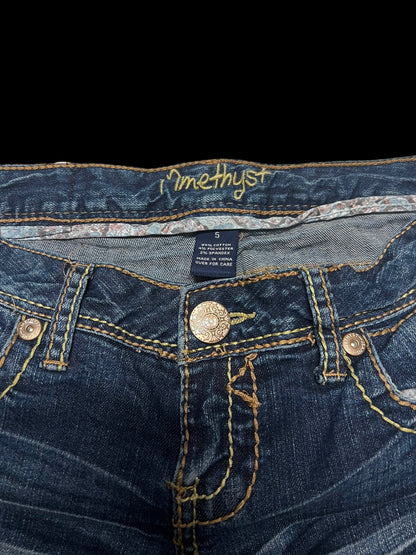 Low rise jeans