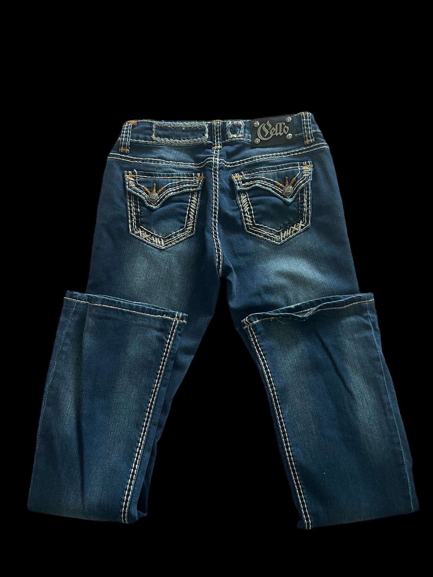 Low-rise flared jeans
