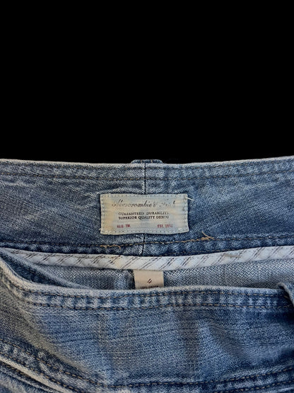 Low-rise jeans