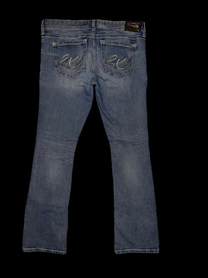 Low-rise jeans