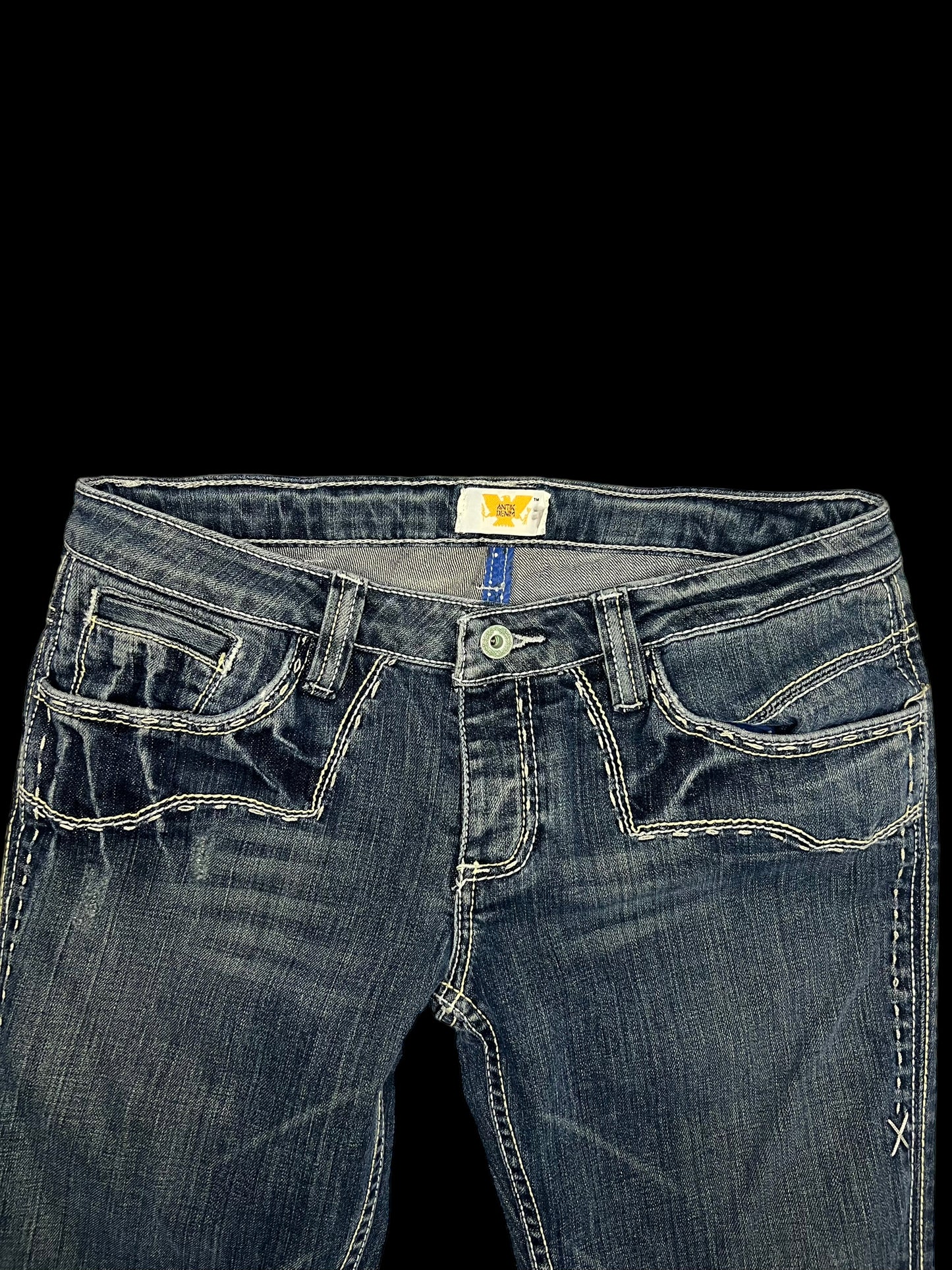 Vintage embroidered jeans